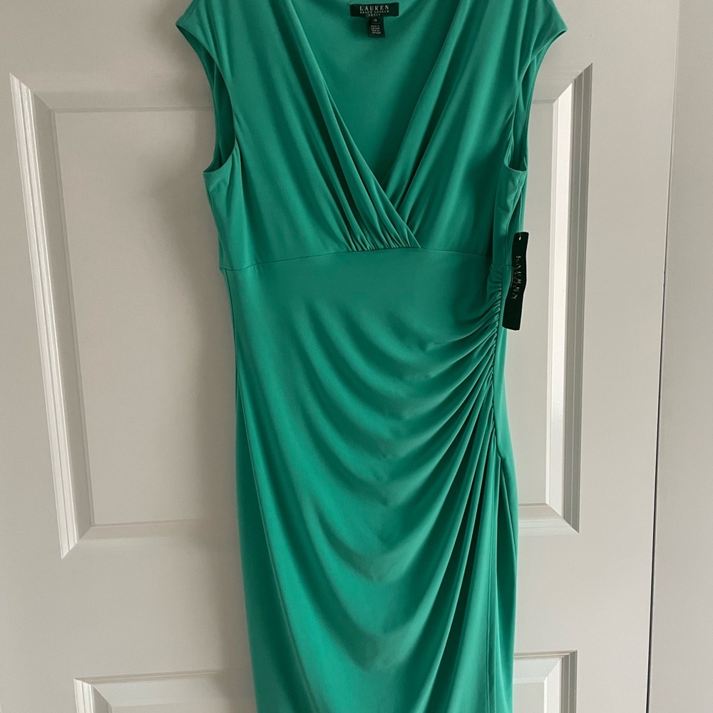 Lauren Ralph Lauren Green Ruched Sheath Dress V-Neck